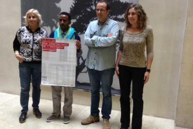 Dessale Berekhet receives International Free Voice Prize. Photo.